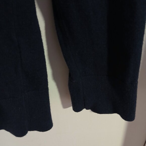 Banana Republic Factory Women's Crew Neck Long Sleeve Femme Sweater SZ M GUC - Picture 4 of 9